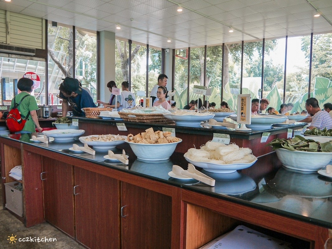 【2025台東初鹿一日遊】初鹿美食景點旅遊指南~一日茶農採茶趣、藥草火鍋吃到飽、深山裡的柴燒陶藝、釋迦鑰匙圈DIY ! - 第46張圖