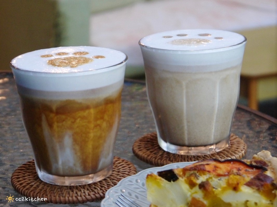 台東池上咖啡「小安比樂」feat.卡琺之谷，隱藏在稻香中的鄉村風咖啡廳！點一份仙草麵做的麻香拌麵、手工鄉村鹹派～在一片綠意中感受老宅漫時光。