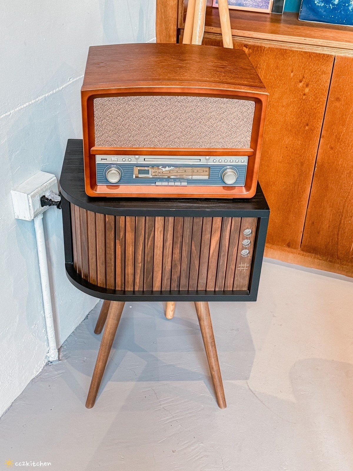 全台灣最浪漫的實體電台!花蓮「想你電台Miss You Radio 」,乘載著想念的咖啡廳~聽黑膠唱片、錄音帶喝咖啡吃甜點,在這裡想念你想念的人吧! - 第16張圖 全台灣最浪漫的實體電台!花蓮「想你電台Miss You Radio 」,乘載著想念的咖啡廳~聽黑膠唱片、錄音帶喝咖啡吃甜點,在這裡想念你想念的人吧!