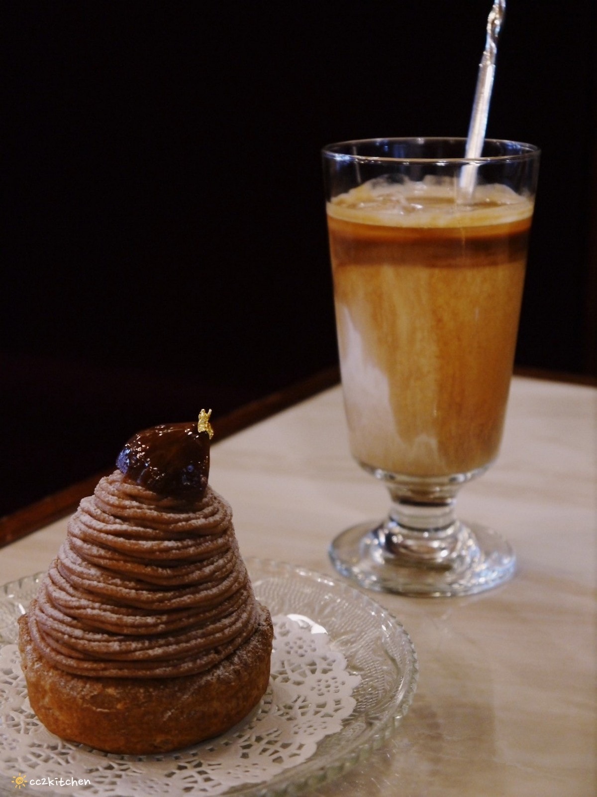 花蓮咖啡廳「昭和58」復刻日本昭和時代洋菓子喫茶店，低調奢華復古風！在昭和58感受浪浪漫的老派午茶時光。