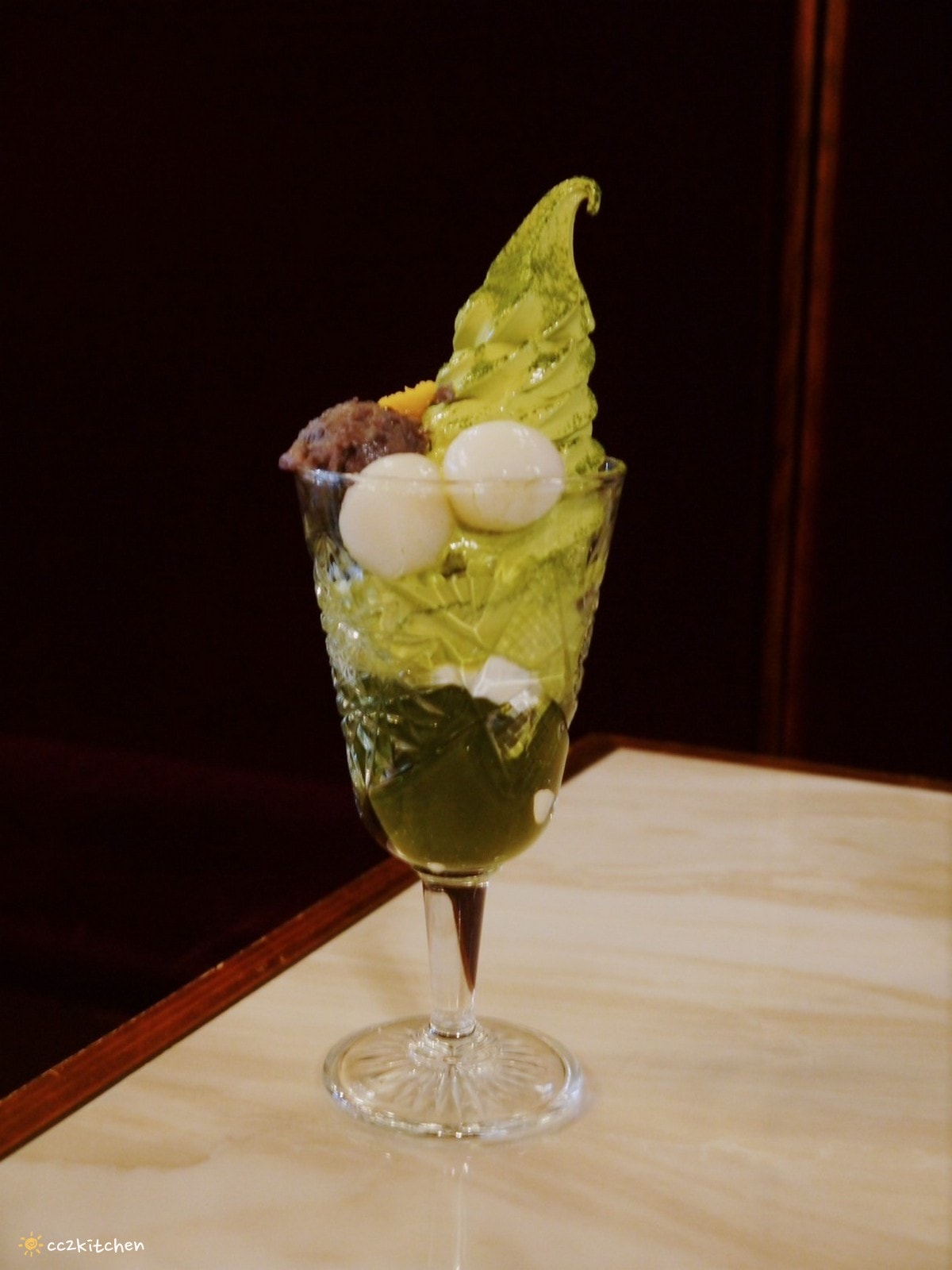 花蓮咖啡廳「昭和58」復刻日本昭和時代洋菓子喫茶店，低調奢華復古風！在昭和58感受浪浪漫的老派午茶時光。