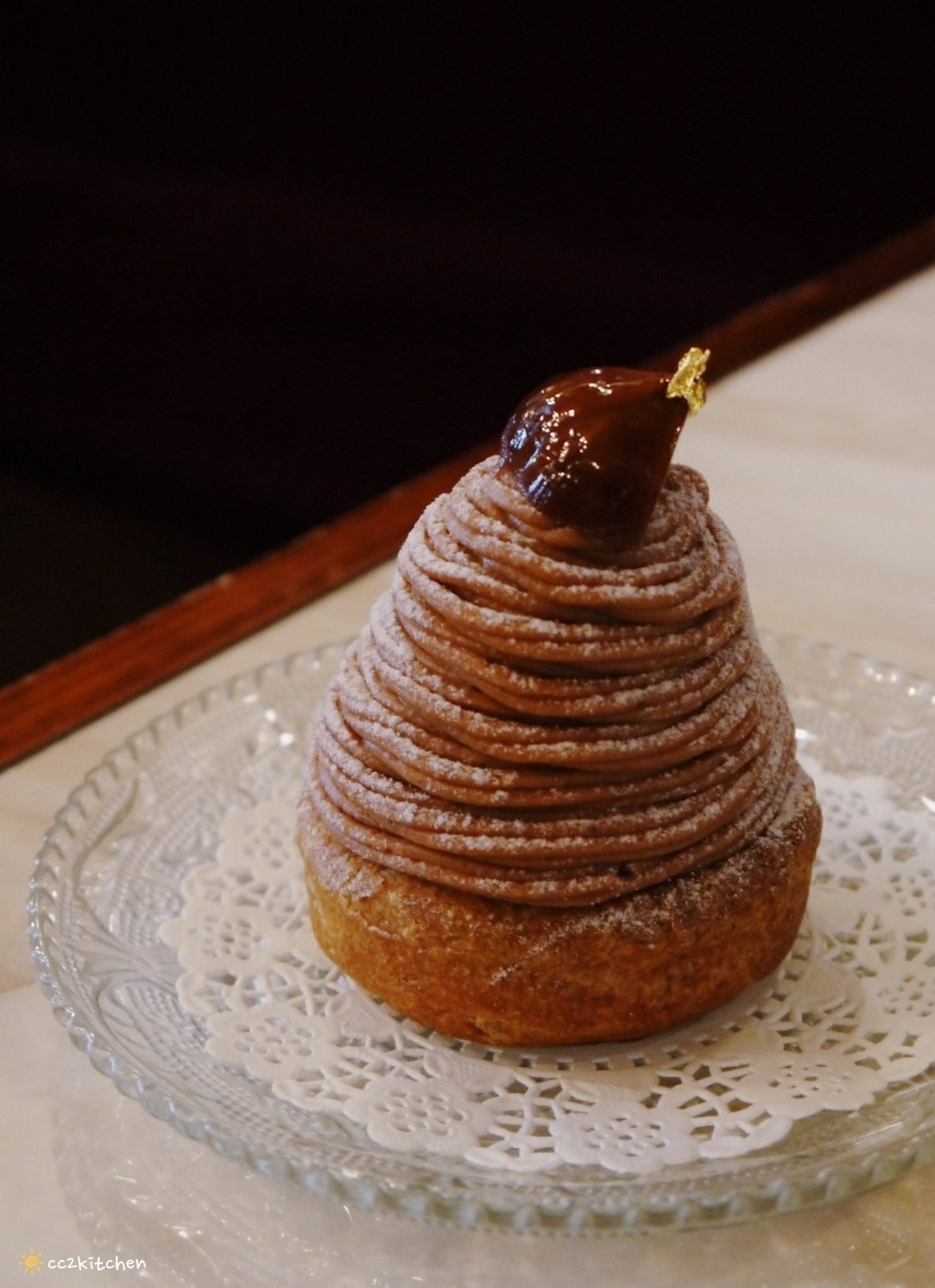 花蓮咖啡廳「昭和58」復刻日本昭和時代洋菓子喫茶店，低調奢華復古風！在昭和58感受浪浪漫的老派午茶時光。