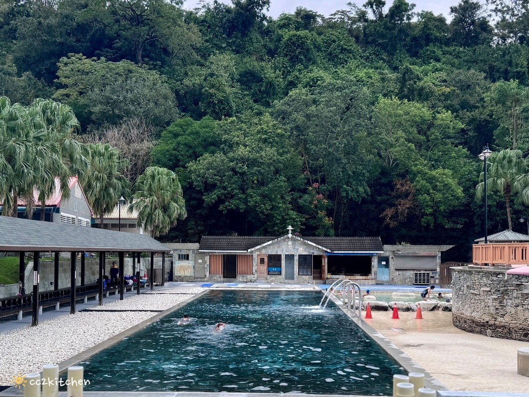 【2026台東知本一日遊】知本溫泉、知本美食景點全攻略！不能錯過的溫泉美食、知本隱藏版景點、最新光祭活動。