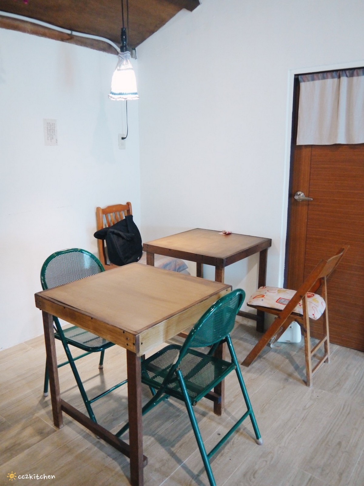 台東利嘉「稻米與月桃花」，隱居山林的私宅咖啡廳！一周只營業三天、假日不定期開放，招牌香料咖哩與小農自耕無毒香米結合，隱藏在靜謐山中的美味。