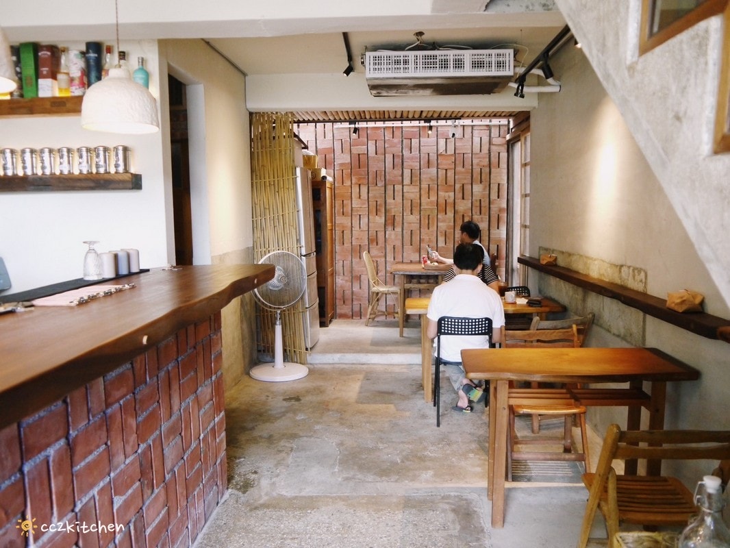 台東東河「千千咖啡」老屋改造的茅屋平房咖啡廳,鄰近東河包子、泰源幽谷,來到東河不能錯過的特色咖啡店。 - 第11張圖 台東東河「千千咖啡」老屋改造的茅屋平房咖啡廳,鄰近東河包子、泰源幽谷,來到東河不能錯過的特色咖啡店。