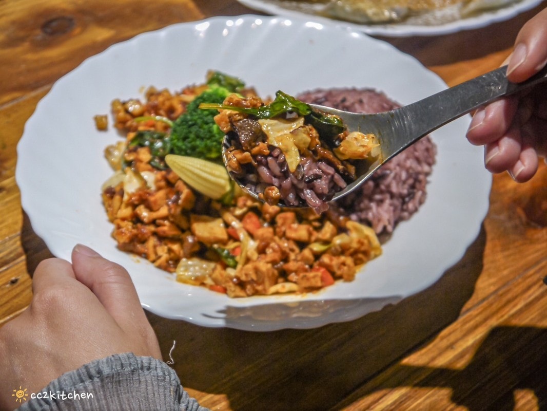 台東知本美食「緣之鮮」,養生黑白木耳露、蔬食簡餐專賣店,堅持使用天然食材,製作出美味精緻的蔬食料理~ - 第23張圖 台東知本美食「緣之鮮」,養生黑白木耳露、蔬食簡餐專賣店,堅持使用天然食材,製作出美味精緻的蔬食料理~