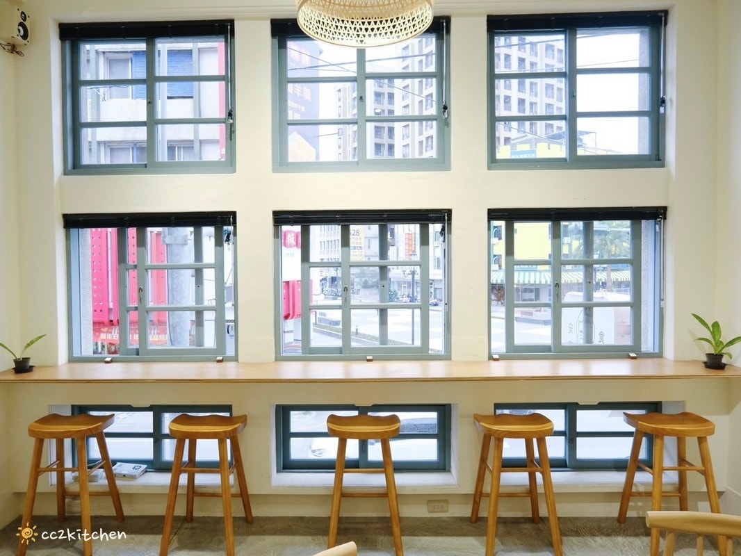 花蓮美食「安口食堂」開新分店!「安口食堂城中店」2.0隱藏在名產街上,主打眷村古早味麵食~三種主食搭配不同麵體,擁有家常美味的精緻乾拌麵! - 第10張圖