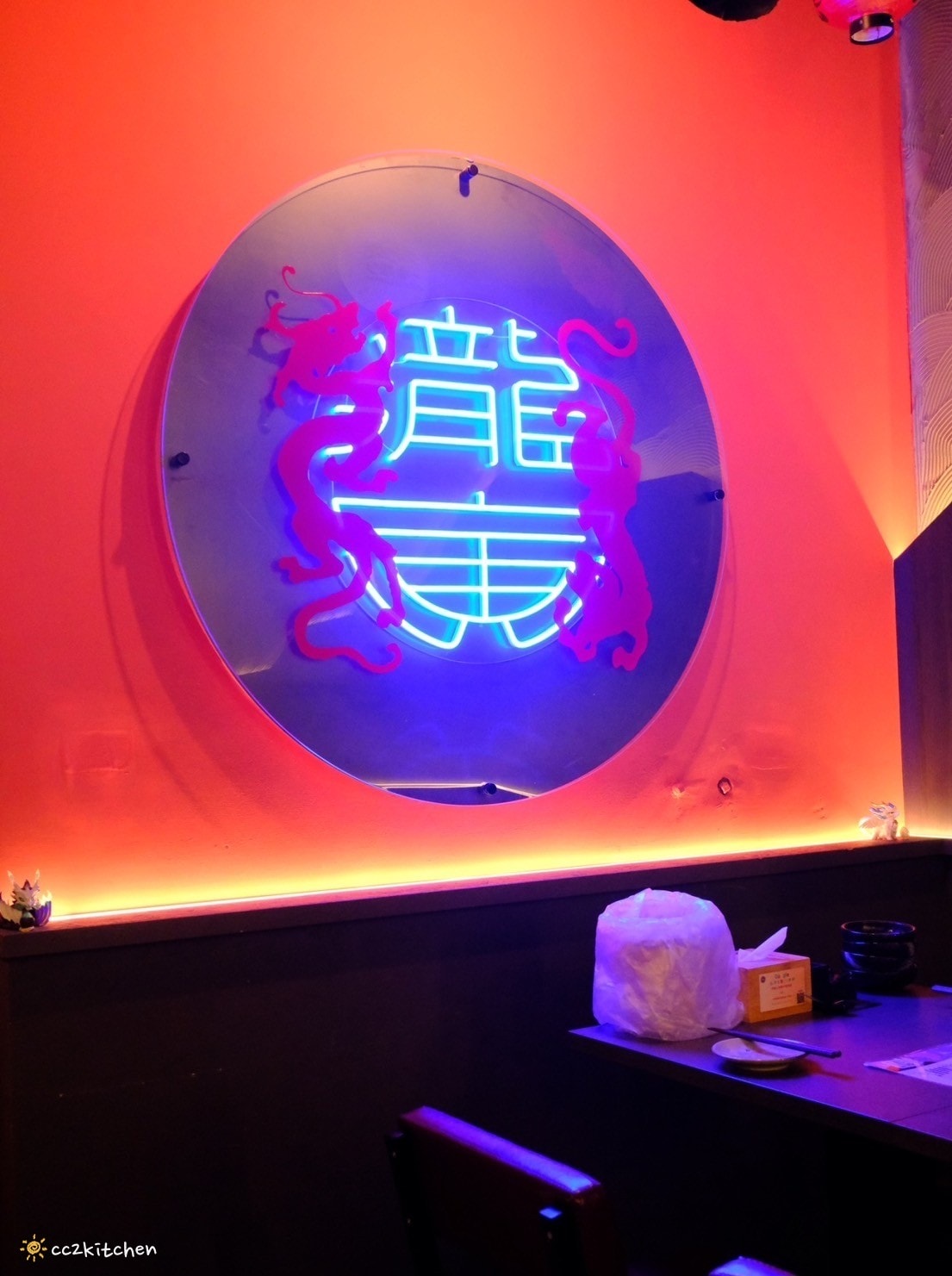 花蓮宵夜「瀧寅酔居」,google評論高達5顆星的串燒居酒屋!店內裝潢有特色、餐點豐富多樣~幾乎每一道都好吃不雷,花蓮吃宵夜、聚餐的夜晚好去處! - 第7張圖