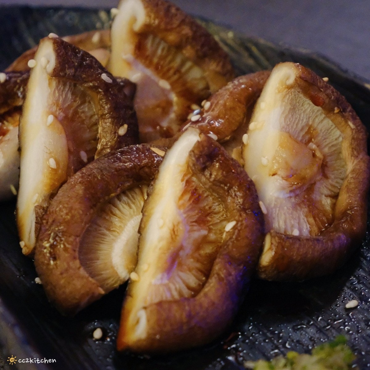 花蓮宵夜「瀧寅酔居」,google評論高達5顆星的串燒居酒屋!店內裝潢有特色、餐點豐富多樣~幾乎每一道都好吃不雷,花蓮吃宵夜、聚餐的夜晚好去處! - 第25張圖