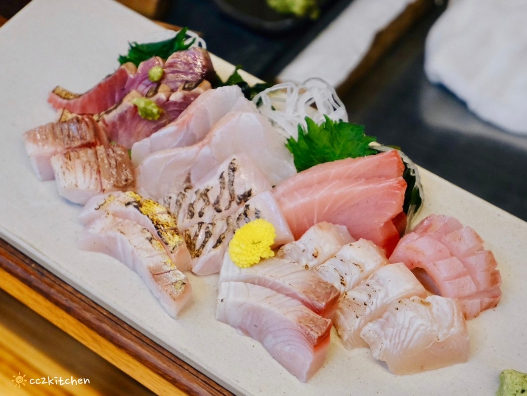 高雄左營「程壽司」隱藏在龍華市場裡的無菜單日料攤!生魚片、握壽司新鮮又好吃,在這裡能吃到季節限定的台灣魚種! - 第13張圖