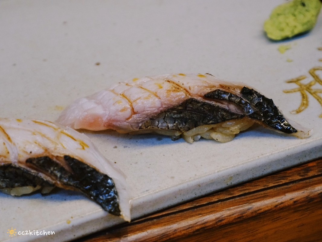 高雄左營「程壽司」隱藏在龍華市場裡的無菜單日料攤!生魚片、握壽司新鮮又好吃,在這裡能吃到季節限定的台灣魚種! - 第29張圖