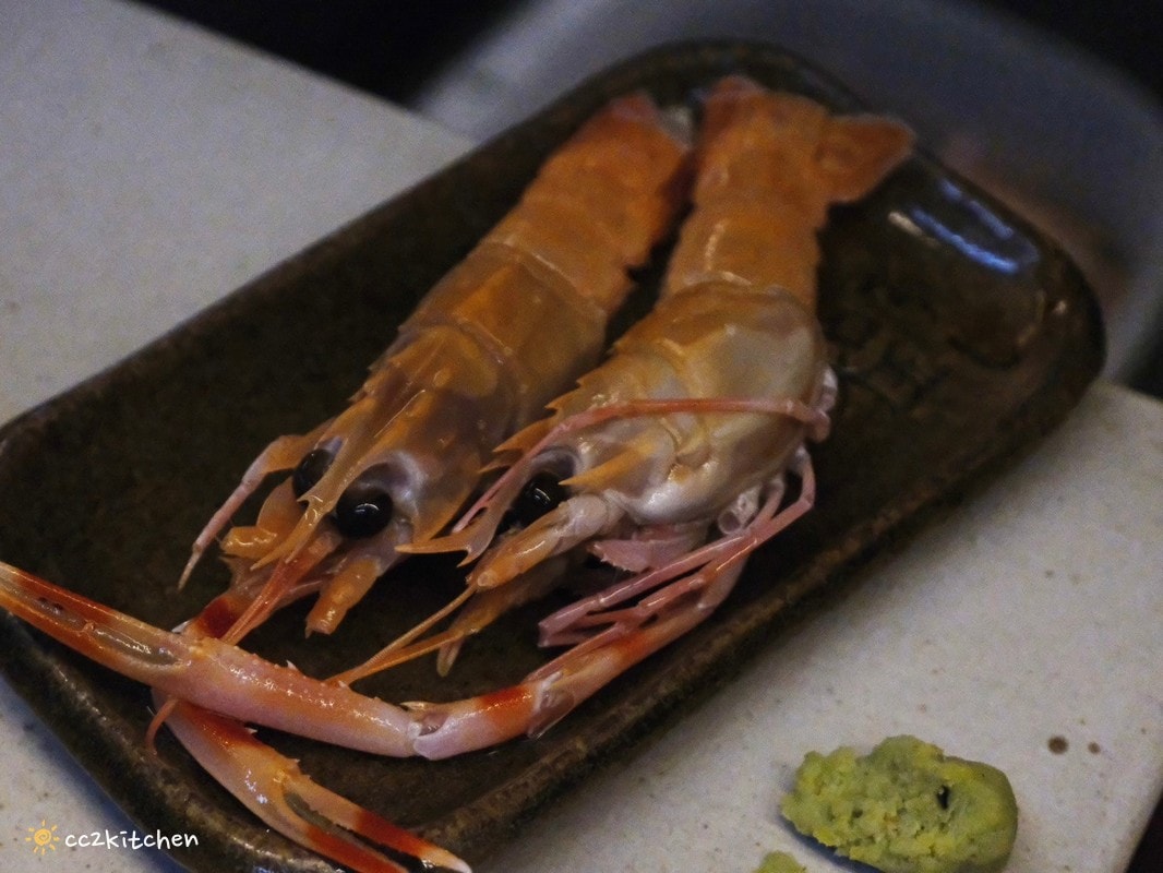 高雄左營「程壽司」隱藏在龍華市場裡的無菜單日料攤!生魚片、握壽司新鮮又好吃,在這裡能吃到季節限定的台灣魚種! - 第30張圖