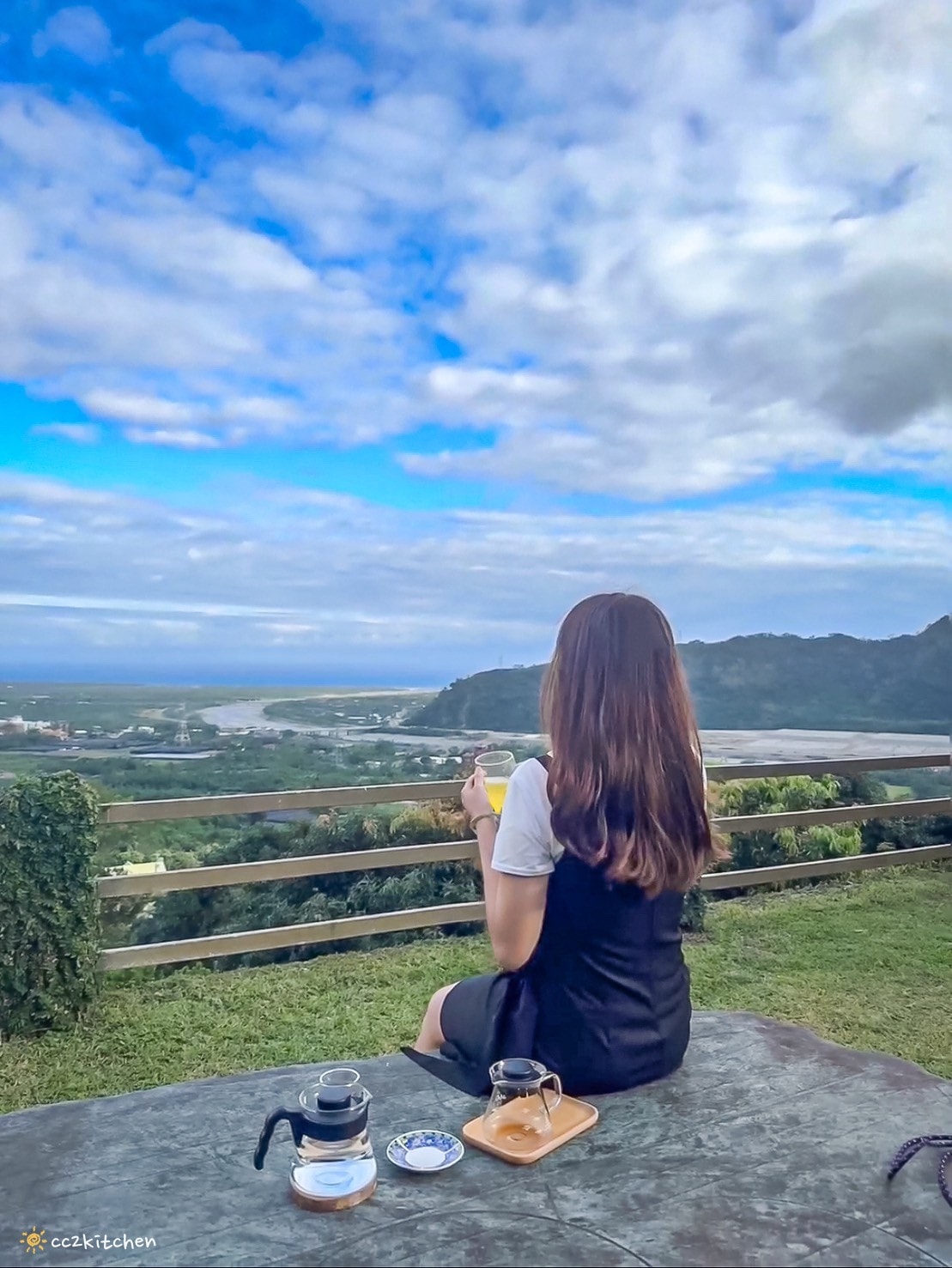 台東「林道咖啡烘豆工作室 LEADING COFFEE」知本山上的秘境咖啡廳!販售自家烘焙各國莊園精品咖啡豆及咖啡掛耳包,點一杯咖啡,眺望太平洋、縱覽台東平原自然美景。 - 第34張圖