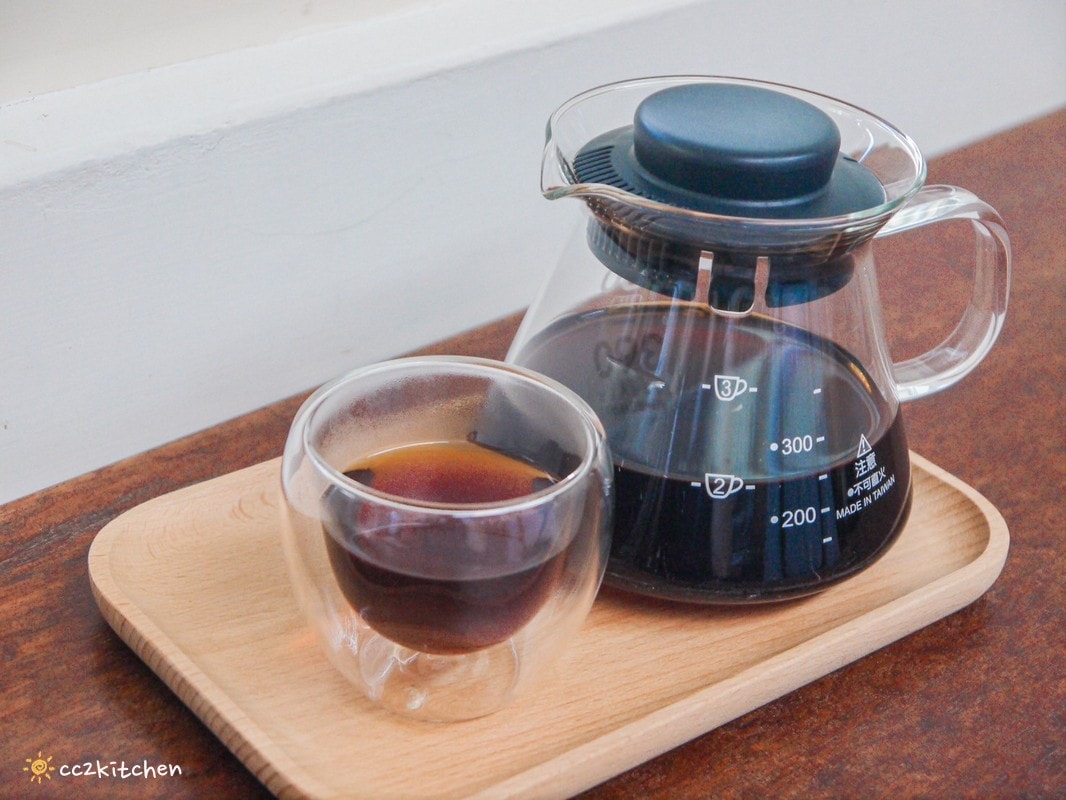 台東「林道咖啡烘豆工作室 LEADING COFFEE」知本山上的秘境咖啡廳!販售自家烘焙各國莊園精品咖啡豆及咖啡掛耳包,點一杯咖啡,眺望太平洋、縱覽台東平原自然美景。 - 第29張圖