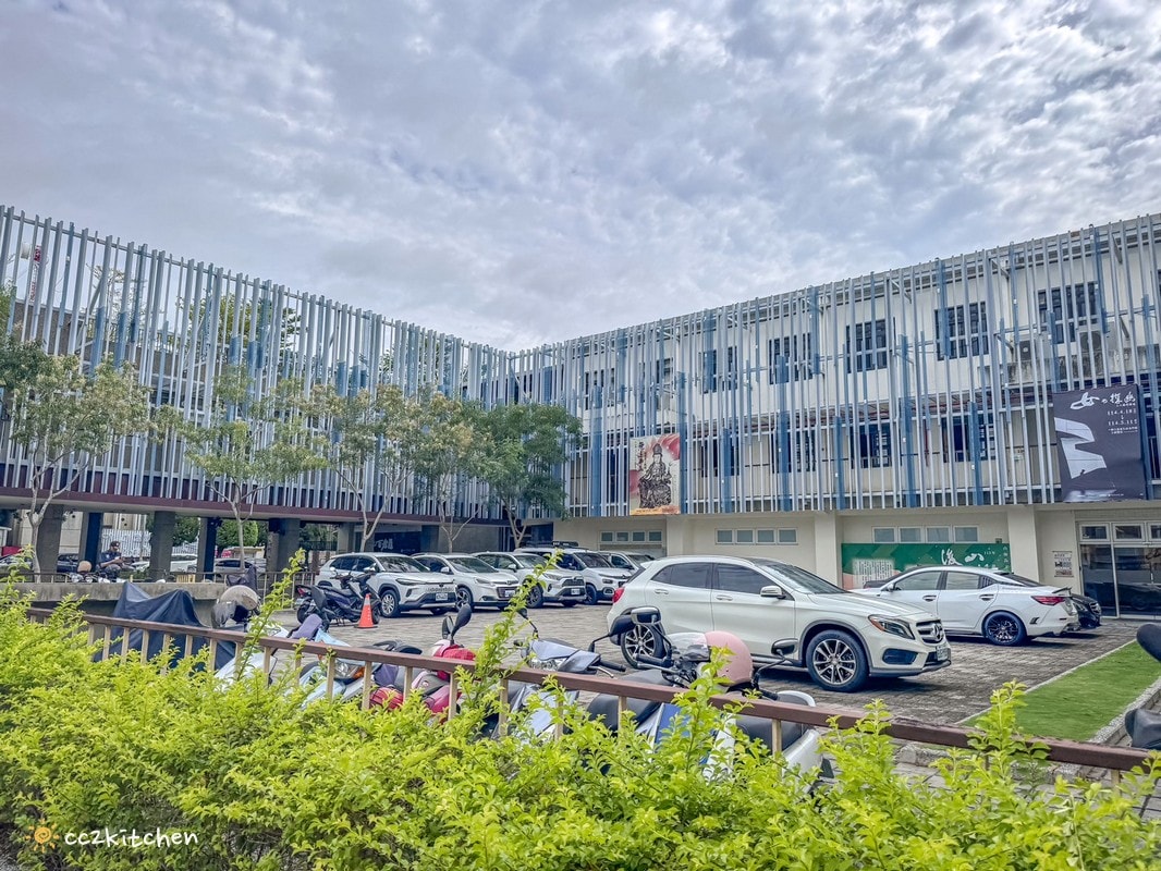 台東「一日手作」,台東成功鎮的超人氣小店開來市區啦!手作麵包、鹽可頌常常一開店就秒殺~多款手沖咖啡、拿鐵咖啡好喝有特色。 - 第3張圖