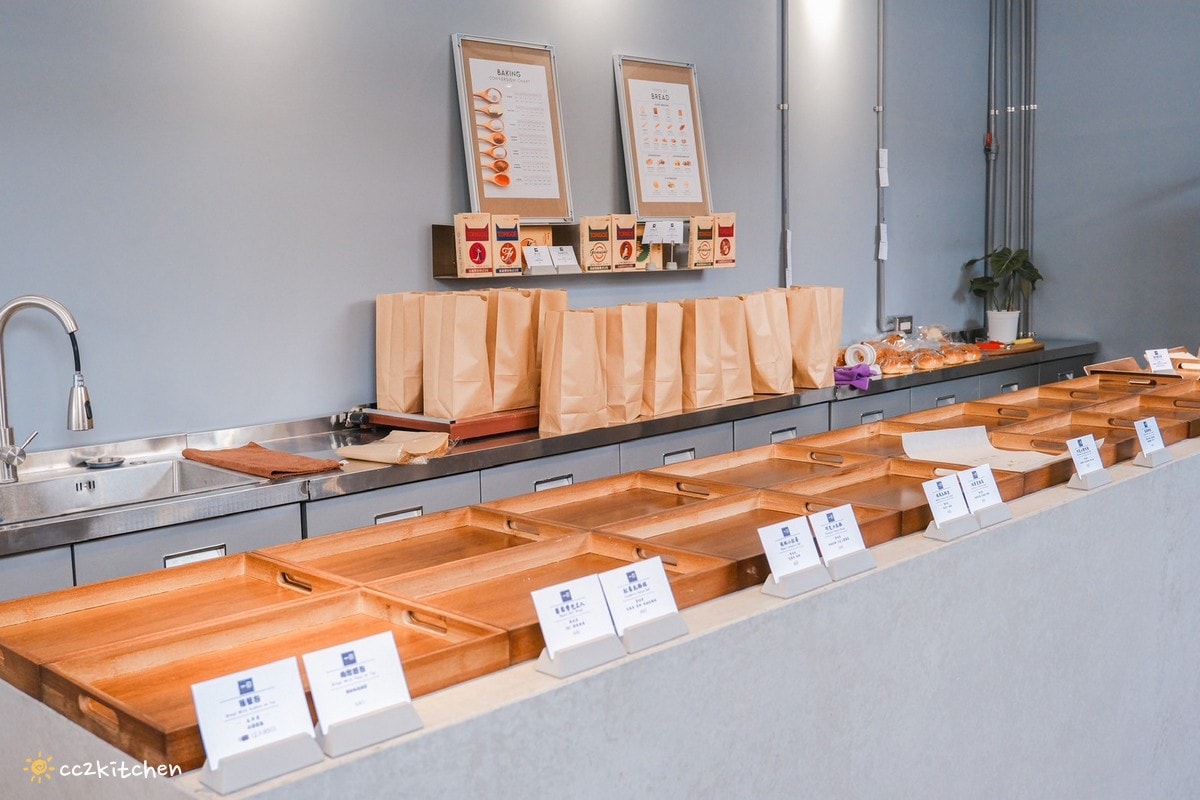 台東「一日手作」,台東成功鎮的超人氣小店開來市區啦!手作麵包、鹽可頌常常一開店就秒殺~多款手沖咖啡、拿鐵咖啡好喝有特色。 - 第28張圖