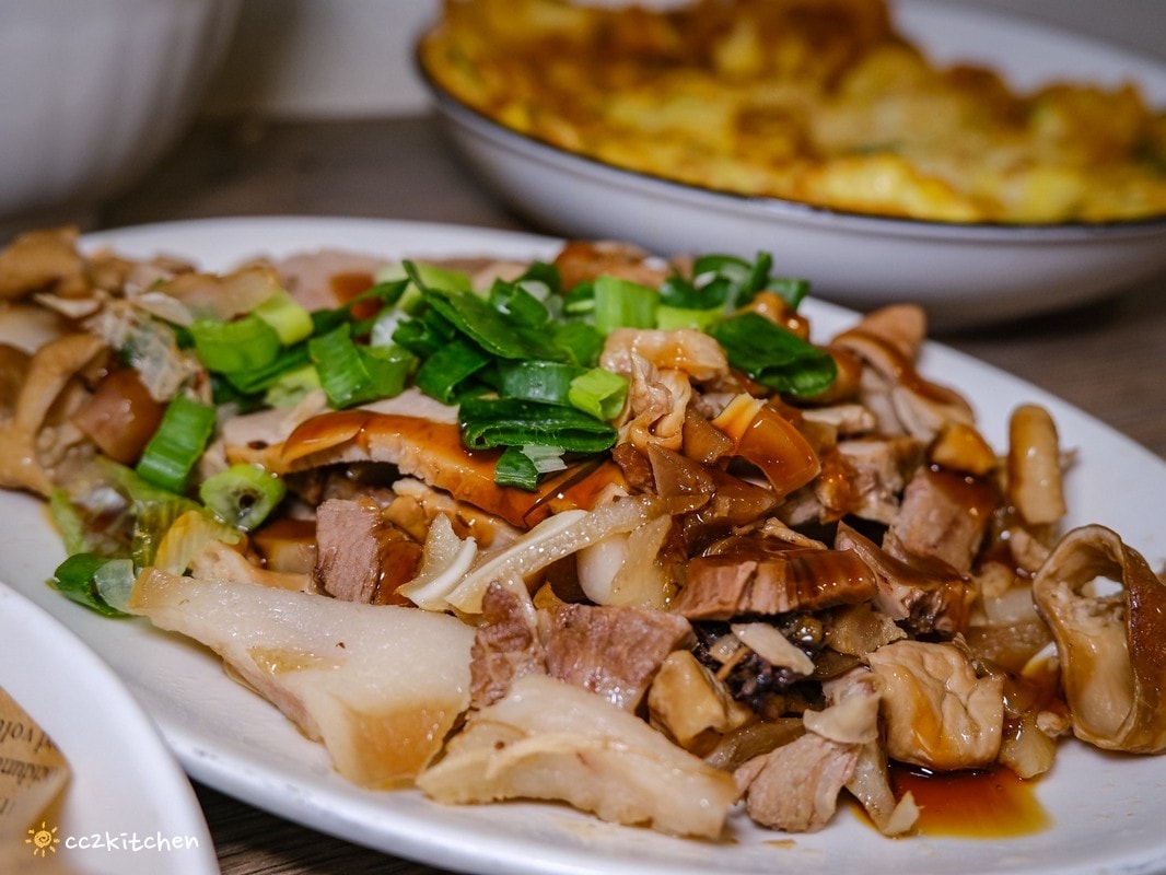 台東米苔目吃哪間?榕樹下米苔目(中華路創始老店),在地飄香60年的老字號名店,在地人從小吃到大的好滋味~推薦米苔目、松金全豬、香酥太平洋鬼頭刀。 - 第30張圖