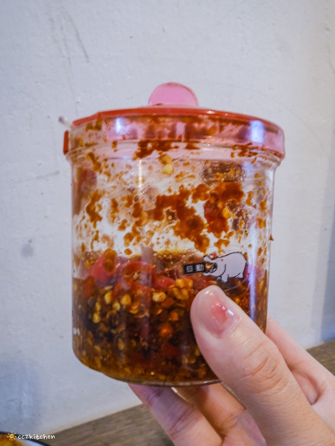 台東米苔目吃哪間?榕樹下米苔目(中華路創始老店),在地飄香60年的老字號名店,在地人從小吃到大的好滋味~推薦米苔目、松金全豬、香酥太平洋鬼頭刀。 - 第22張圖
