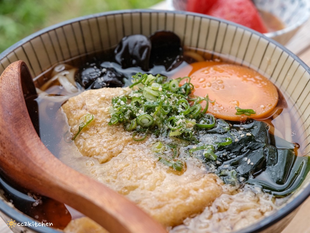 台東隱藏版手打烏龍麵「小虞手打烏龍麵」竟然藏身在山谷秘境中?手打烏龍麵Q彈帶勁~採預約制,僅有8席座位,位於泰源幽谷、泰源半島~儘管須長途跋涉才能抵達,仍吸引許多饕客慕名前往! - 第34張圖