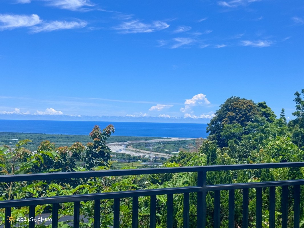 台東「山歌·Mountain Vibe」知本山上的秘境早午餐咖啡廳,遠離塵囂、坐擁山海景,眺望太平洋與綠島的世外桃源小店! - 第10張圖