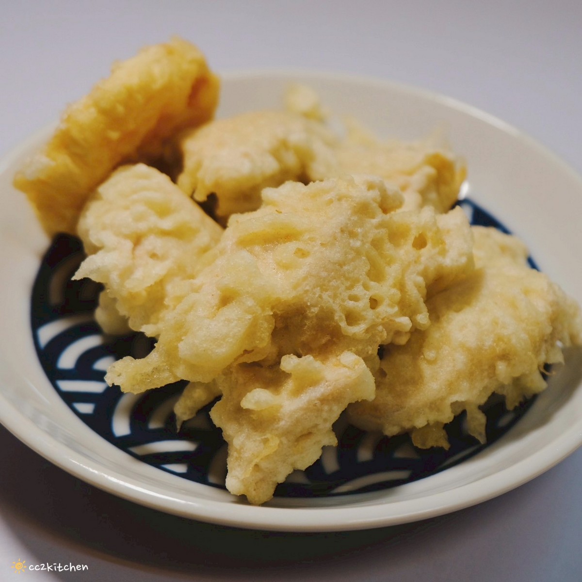 台東南王美食「八九九天婦羅店」隱身在綠色隧道旁的天婦羅專賣店,定食套餐、天丼蓋飯份量大又實在。 - 第23張圖