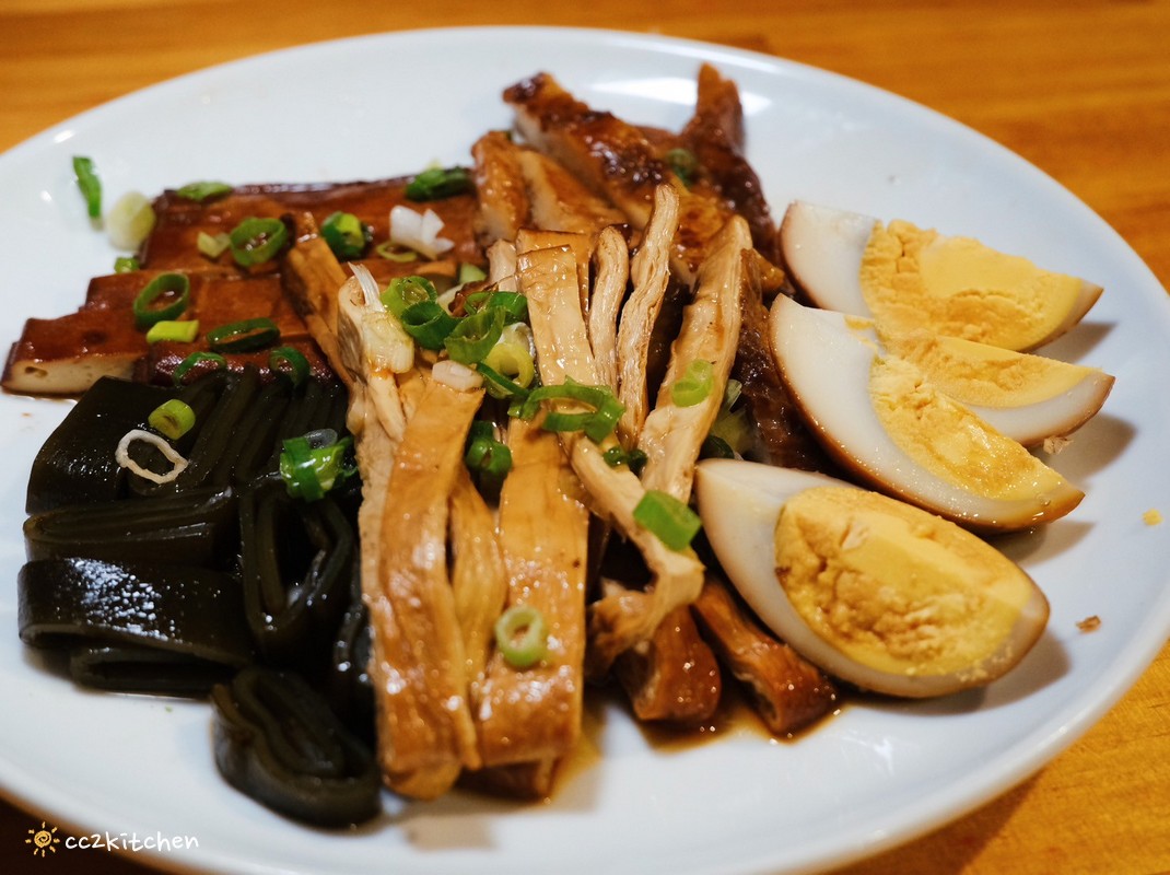 台東隱藏版超大顆爆餡手工水餃!「豐里食堂」安東塑膠旁的眷村味麵食館,藝人常常造訪的隱藏版食堂,賣著大顆又好吃的手工水餃、美味的紅燒牛肉拉麵! - 第17張圖