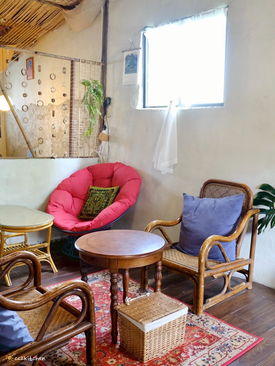 台東鹿野秘境咖啡廳「南島百合Lily Of Island Eatery」,隱身在鹿野中興崗哨旁的鄉村風療癒系小店,提供咖啡、茶酒、現打果汁與友善土地蔬食料理。 - 第30張圖