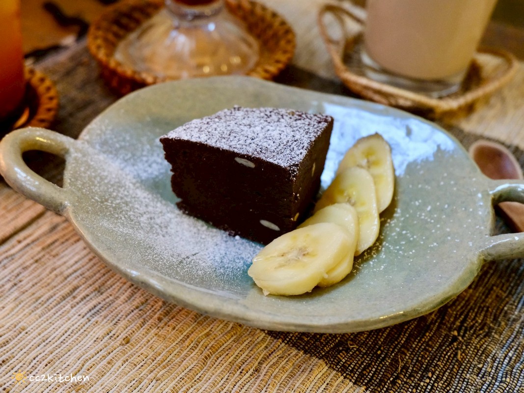 台東鹿野秘境咖啡廳「南島百合Lily Of Island Eatery」,隱身在鹿野中興崗哨旁的鄉村風療癒系小店,提供咖啡、茶酒、現打果汁與友善土地蔬食料理。 - 第50張圖