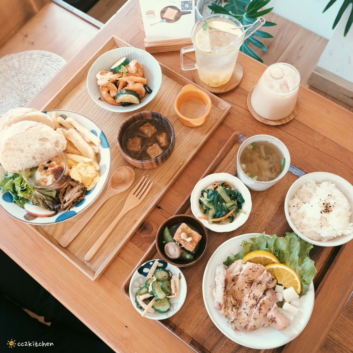 台南早午餐「之間&家.料理」,隱藏在巷弄內的日雜ZAKKA風溫馨小店,全日供餐的溫暖手作料理(可預約訂位)。 - 第32張圖