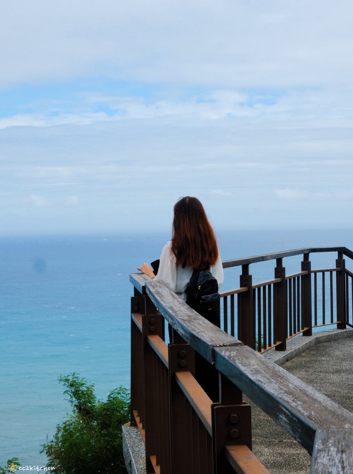 台東多良秘境海景餐廳推薦!「芙瀨實驗廚房」一週只營業兩天的預約制無菜單料理,融合在地山海食材,享受海天一線無敵景觀,約會、聚餐、放鬆療癒的台東景觀餐廳。 - 第17張圖