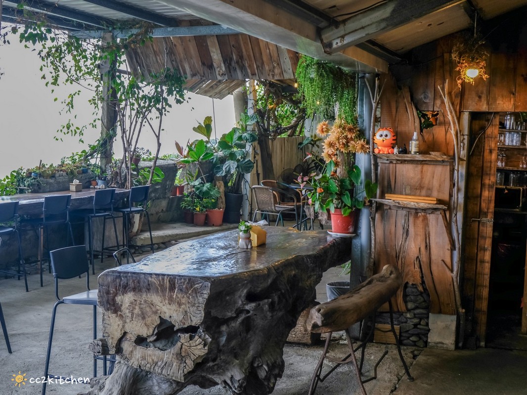 台東多良秘境咖啡推薦!「5181聽海文創&咖啡」近多良火車站~坐擁無敵太平洋海景,看海喝咖啡的好去處、太麻里放空拍照必訪,沉浸式感受多良海景的療癒。 - 第10張圖 台東多良秘境咖啡推薦!「5181聽海文創&咖啡」近多良火車站~坐擁無敵太平洋海景,看海喝咖啡的好去處、太麻里放空拍照必訪,沉浸式感受多良海景的療癒。