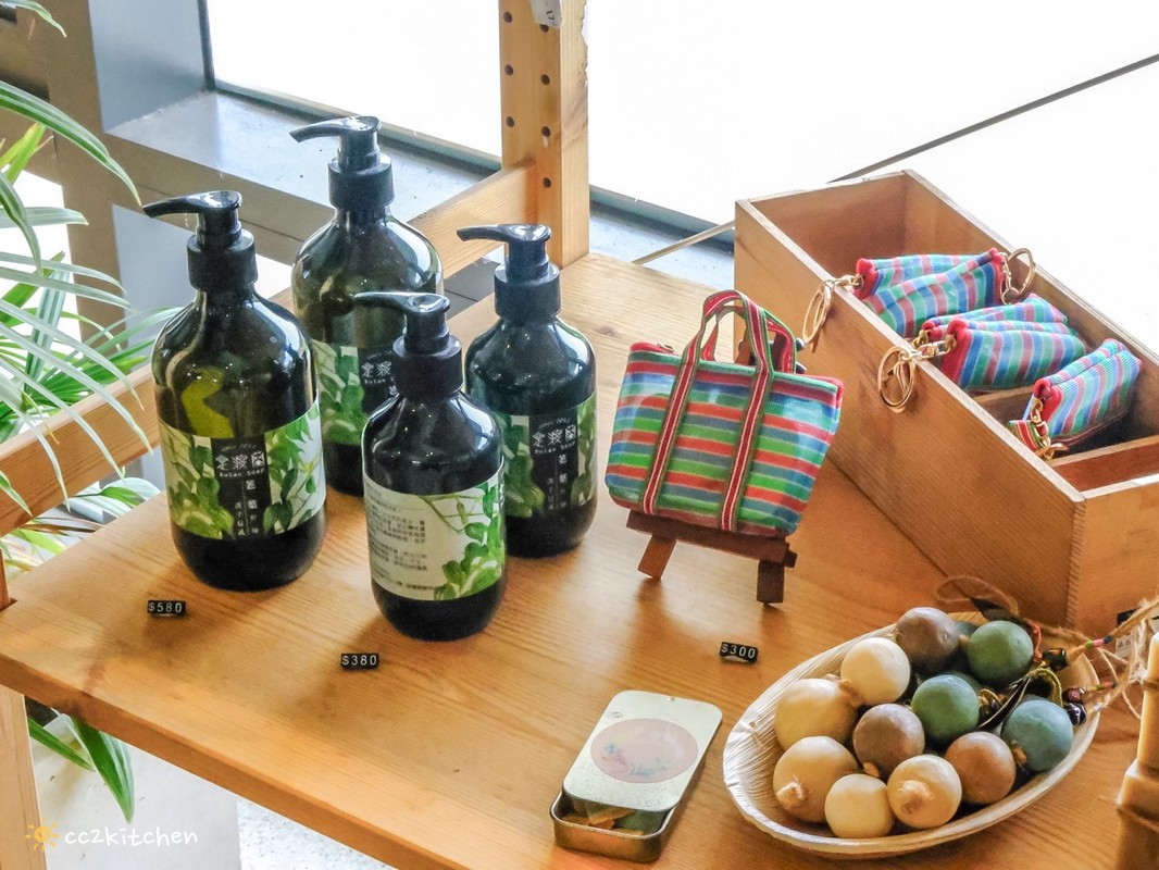 台東深度旅遊推薦!跟著「日日南島」解鎖南島文化的神祕體驗:樹皮花手作、海浦姜萬用膏DIY、支架大洋舟,結合台東城市博覽會,玩出最道地的原民風情、感受南島文化魅力! - 第73張圖