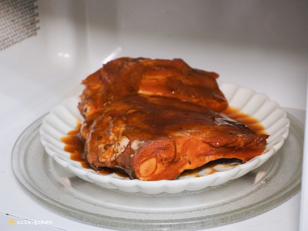 【2026團購年菜推薦】i3Fresh愛上新鮮 x 吳秉承師傅聯名「承福春禧小團圓」年菜開箱!名廚手路菜10分鐘快速上桌,免備料、0技巧,小家庭圍爐、過年宴客都適合的澎湃年菜組合。 - 第11張圖 【2026團購年菜推薦】i3Fresh愛上新鮮 x 吳秉承師傅聯名「承福春禧小團圓」年菜開箱!名廚手路菜10分鐘快速上桌,免備料、0技巧,小家庭圍爐、過年宴客都適合的澎湃年菜組合。