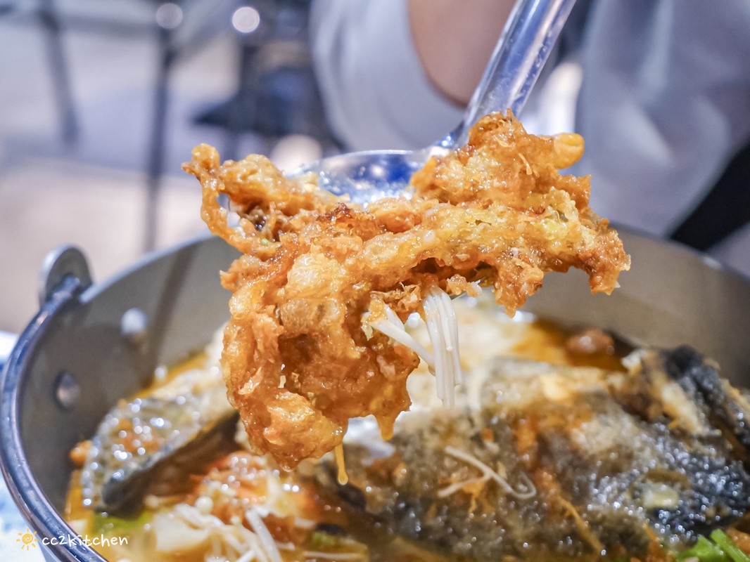 台東美食推薦「伊拜天地食堂 Ipay 」隱藏在鄉村間的小店，居然賣著好吃的砂鍋魚頭！地點鄰近台東機場、國立臺東專科學校～在地人私藏的台東小吃。