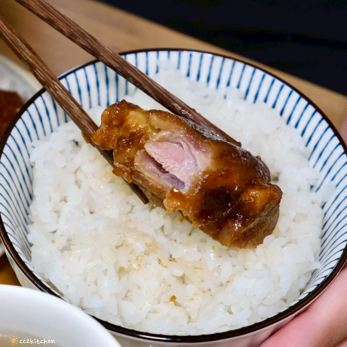 【團購美食開箱】i3Fresh愛上新鮮 x 吳秉承師傅聯名「豪氣食堂青檸蒜香豬腳」開箱！居家日式簡餐、豬腳麵線一次搞定！