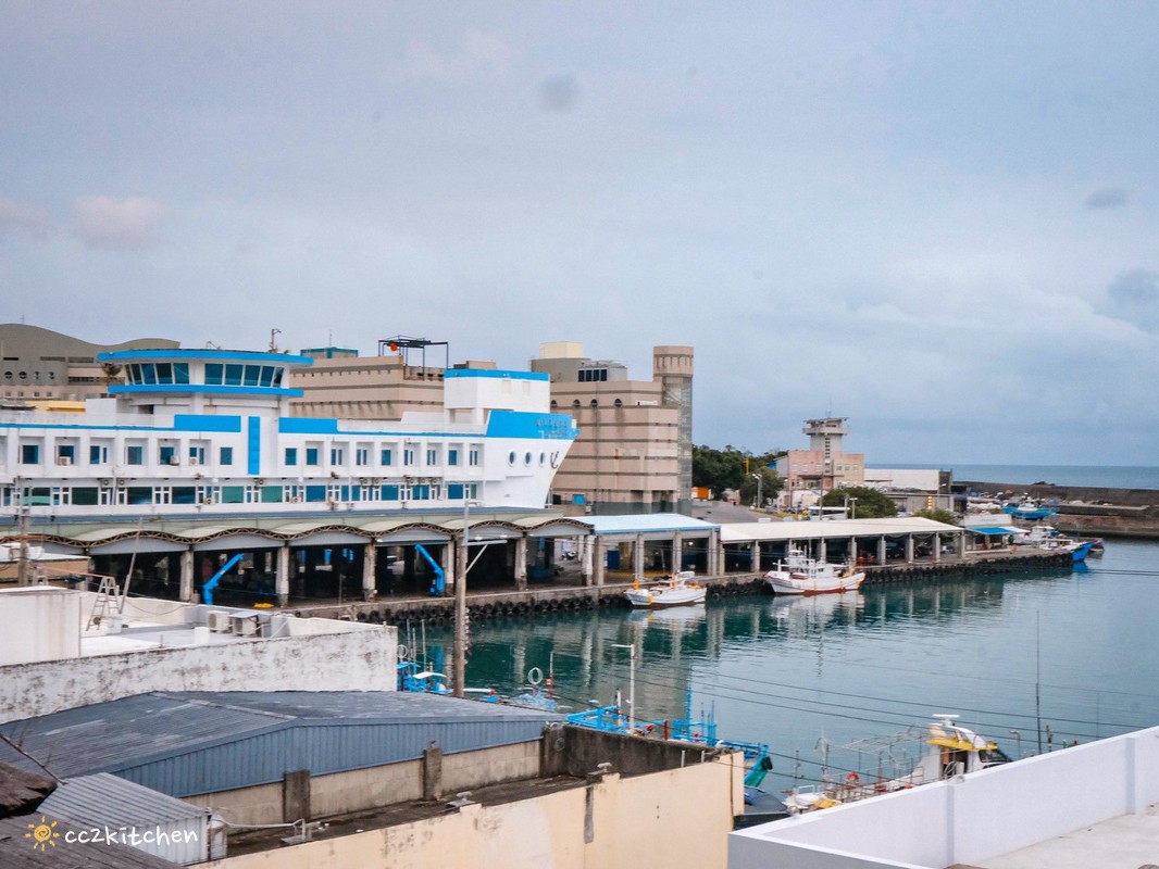 吃飯也可以是一場旅行！台東成功「成功毛利屋」，騎電輔車走入成功小鎮的食魚教育慢旅體驗，預約制私廚料理×漁港走讀，用五感認識台東成功的海味日常。