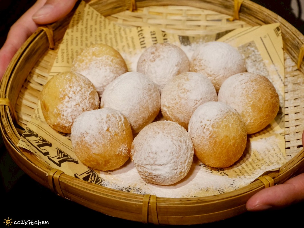 目前台東唯一炭燒野菜羊肉鍋就在「打鹿岸原住民人文主題餐廳-湛藍邊境」！地點鄰近富岡漁港～刺蔥料理、原民美食、海鮮餐廳、海景駐唱一次滿足的台東聚餐好去處！