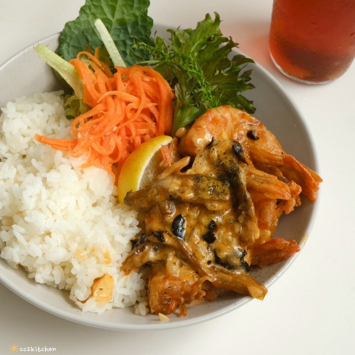 台東成功咖啡廳推薦「椰風浪鼓」純白貨櫃屋、椰林環繞,海邊的世外桃源。 - 第20張圖 台東成功咖啡廳推薦「椰風浪鼓」純白貨櫃屋、椰林環繞,海邊的世外桃源。