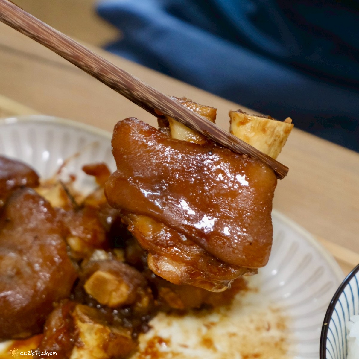 【團購美食開箱】i3Fresh愛上新鮮 x 吳秉承師傅聯名「豪氣食堂青檸蒜香豬腳」開箱！居家日式簡餐、豬腳麵線一次搞定！