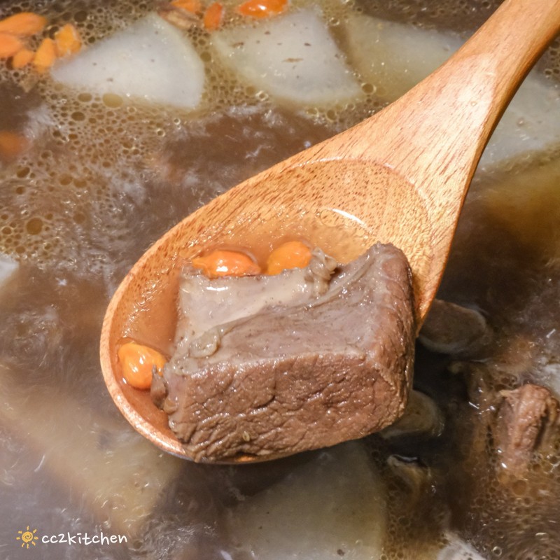 台東最新景觀餐廳「望月坡景觀咖啡廳」開箱~富源半山腰夜景秘境、低消120元就可以不限時用餐+欣賞美美夜景!台東親子友善餐廳、夜晚聚會好去處推薦。 - 第28張圖 台東最新景觀餐廳「望月坡景觀咖啡廳」開箱~富源半山腰夜景秘境、低消120元就可以不限時用餐+欣賞美美夜景!台東親子友善餐廳、夜晚聚會好去處推薦。