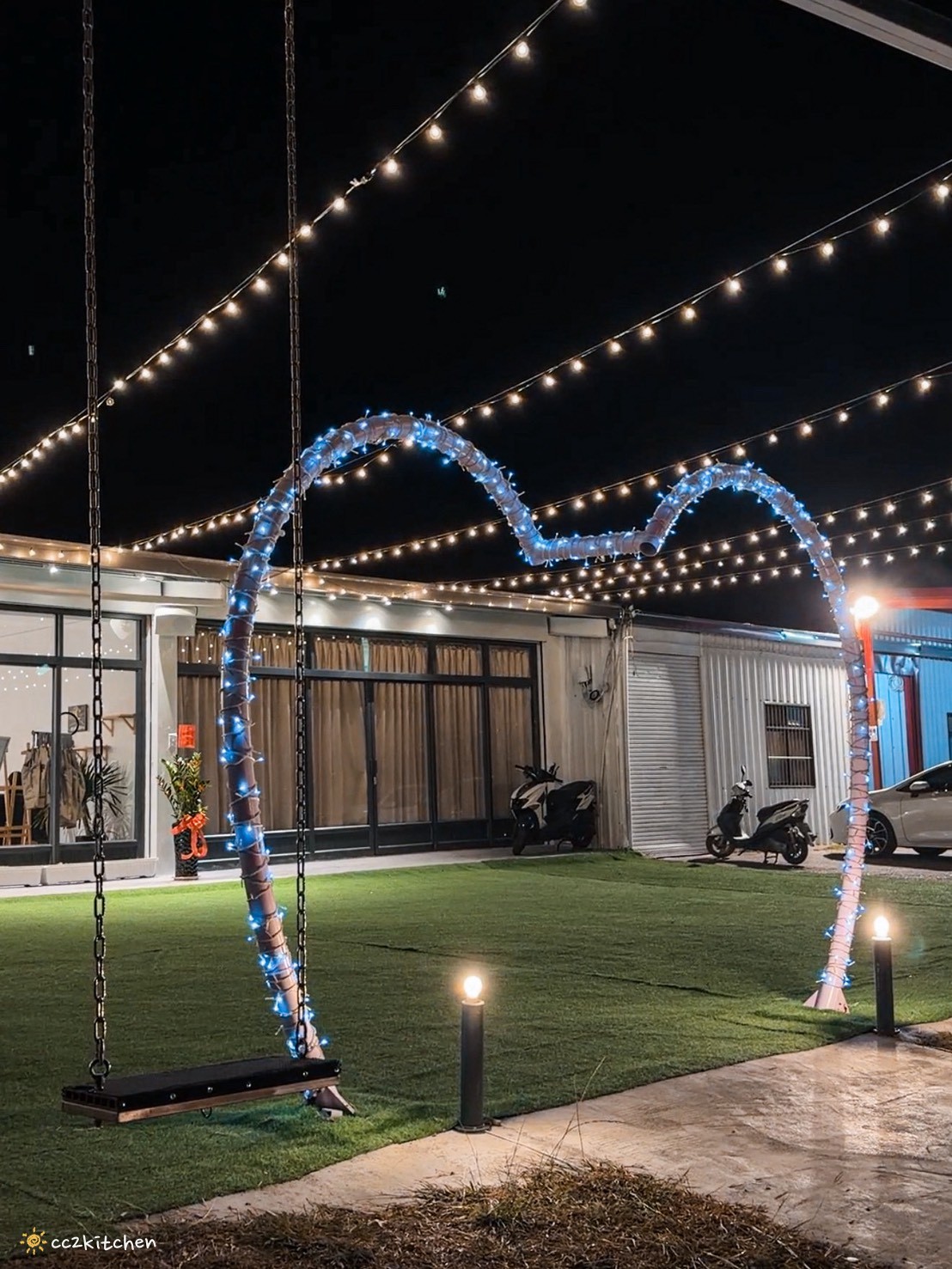 台東最新景觀餐廳「望月坡景觀咖啡廳」開箱~富源半山腰夜景秘境、低消120元就可以不限時用餐+欣賞美美夜景!台東親子友善餐廳、夜晚聚會好去處推薦。 - 第10張圖 台東最新景觀餐廳「望月坡景觀咖啡廳」開箱~富源半山腰夜景秘境、低消120元就可以不限時用餐+欣賞美美夜景!台東親子友善餐廳、夜晚聚會好去處推薦。