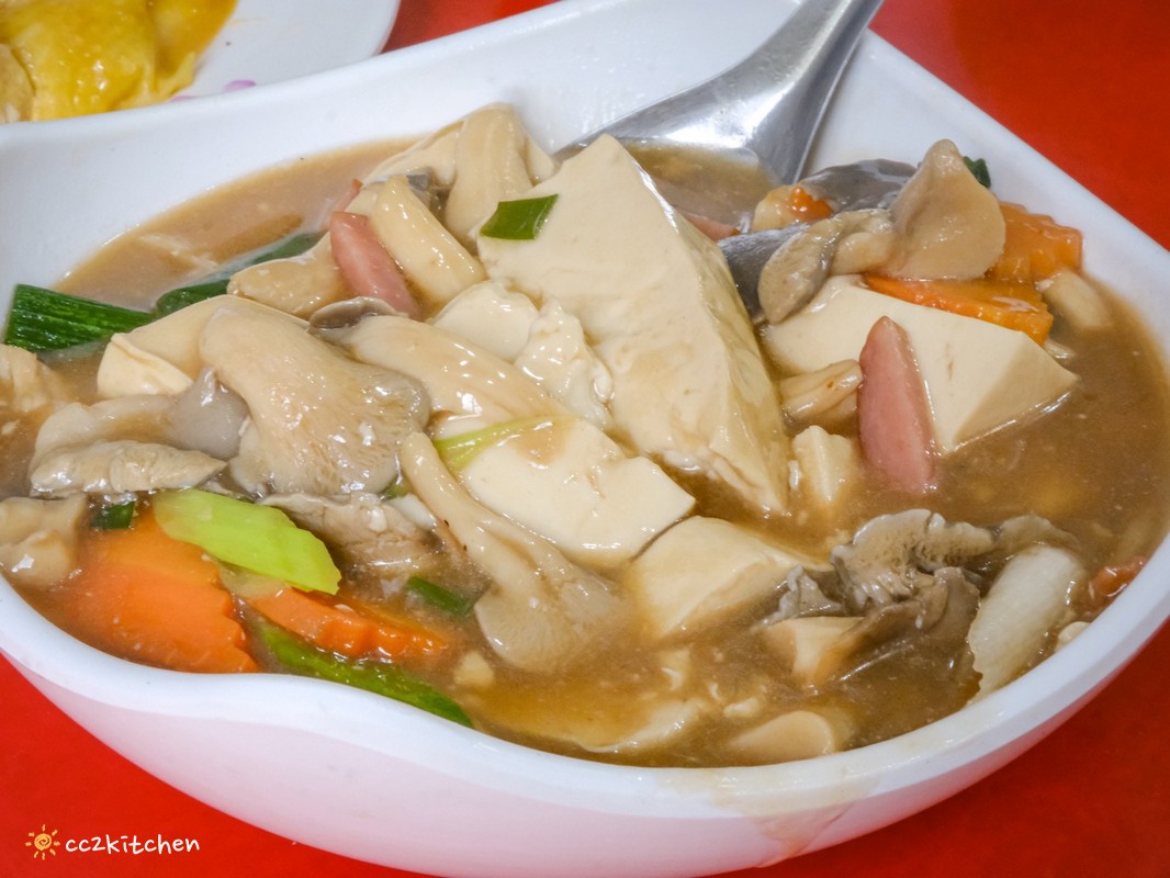 台東鹿野美食推薦「李伯伯食堂」,藏身武陵綠色隧道的隱藏版眷村家常菜,四菜一湯600元起,平價大份量,家庭聚餐與團客用餐首選! - 第14張圖 台東鹿野美食推薦「李伯伯食堂」,藏身武陵綠色隧道的隱藏版眷村家常菜,四菜一湯600元起,平價大份量,家庭聚餐與團客用餐首選!