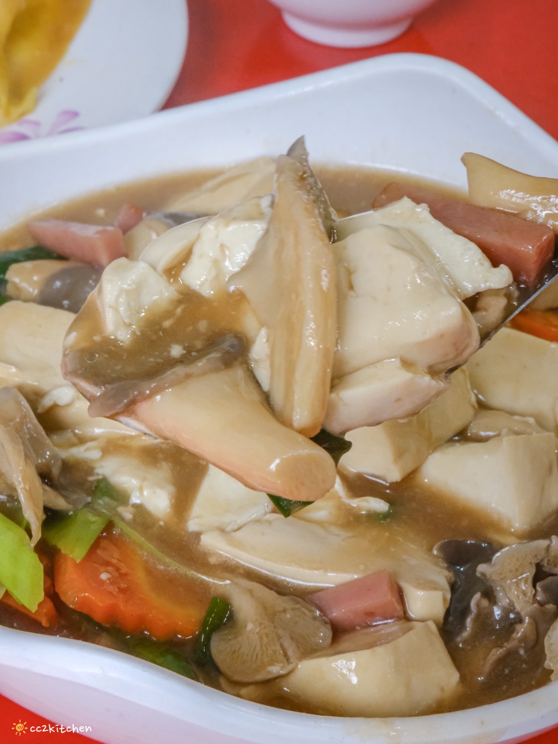 台東鹿野美食推薦「李伯伯食堂」,藏身武陵綠色隧道的隱藏版眷村家常菜,四菜一湯600元起,平價大份量,家庭聚餐與團客用餐首選! - 第15張圖 台東鹿野美食推薦「李伯伯食堂」,藏身武陵綠色隧道的隱藏版眷村家常菜,四菜一湯600元起,平價大份量,家庭聚餐與團客用餐首選!