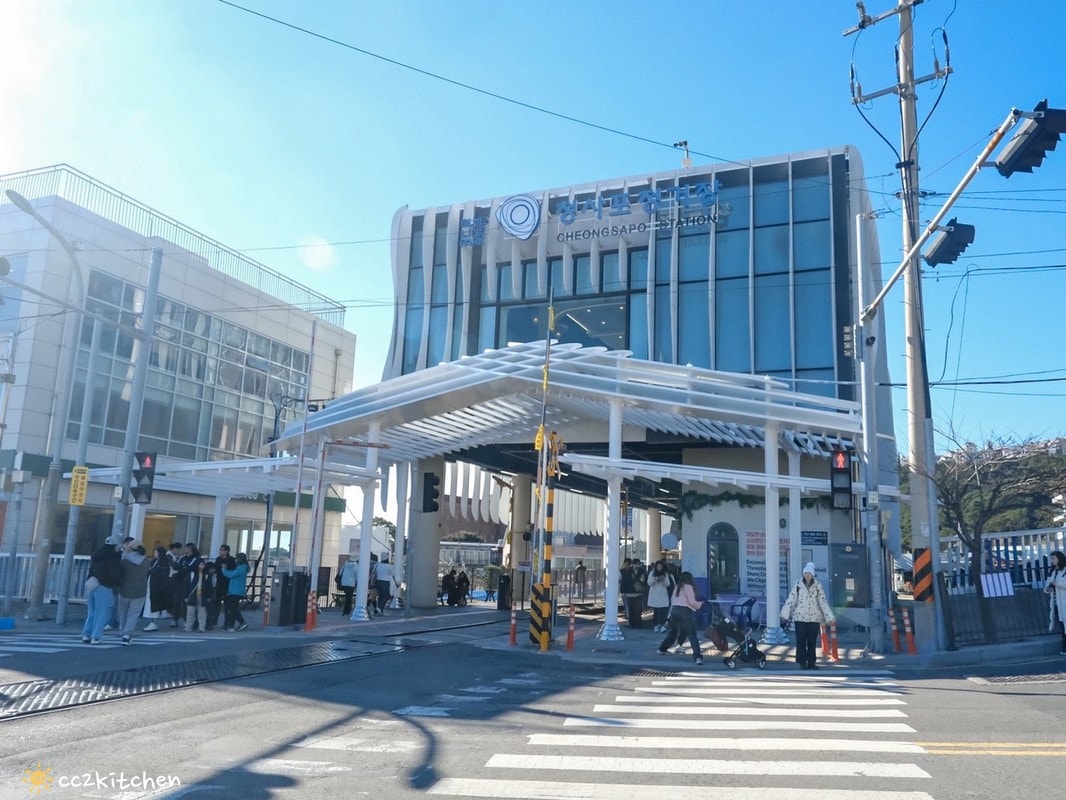 【2026 釜山旅遊景點推薦】第一次自由行釜山怎麼玩？我最愛的釜山必去景點整理，海雲台、甘川洞、廣安里夜景全攻略，不跟團也可以輕鬆玩釜山。