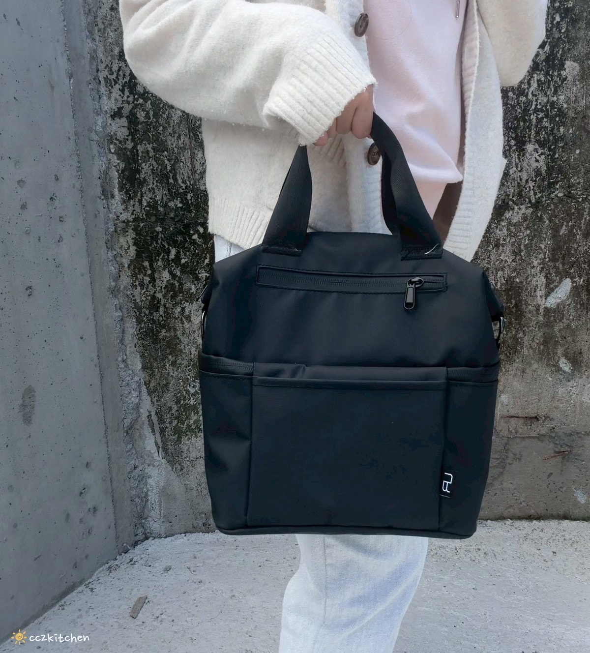 【上班族必備好物推薦】LiFE RiCH 富川創造「Loft Tote 城市隨行包」開箱！上班通勤、日常外出一包搞定～分層收納、防水保溫、帶便當不混味！