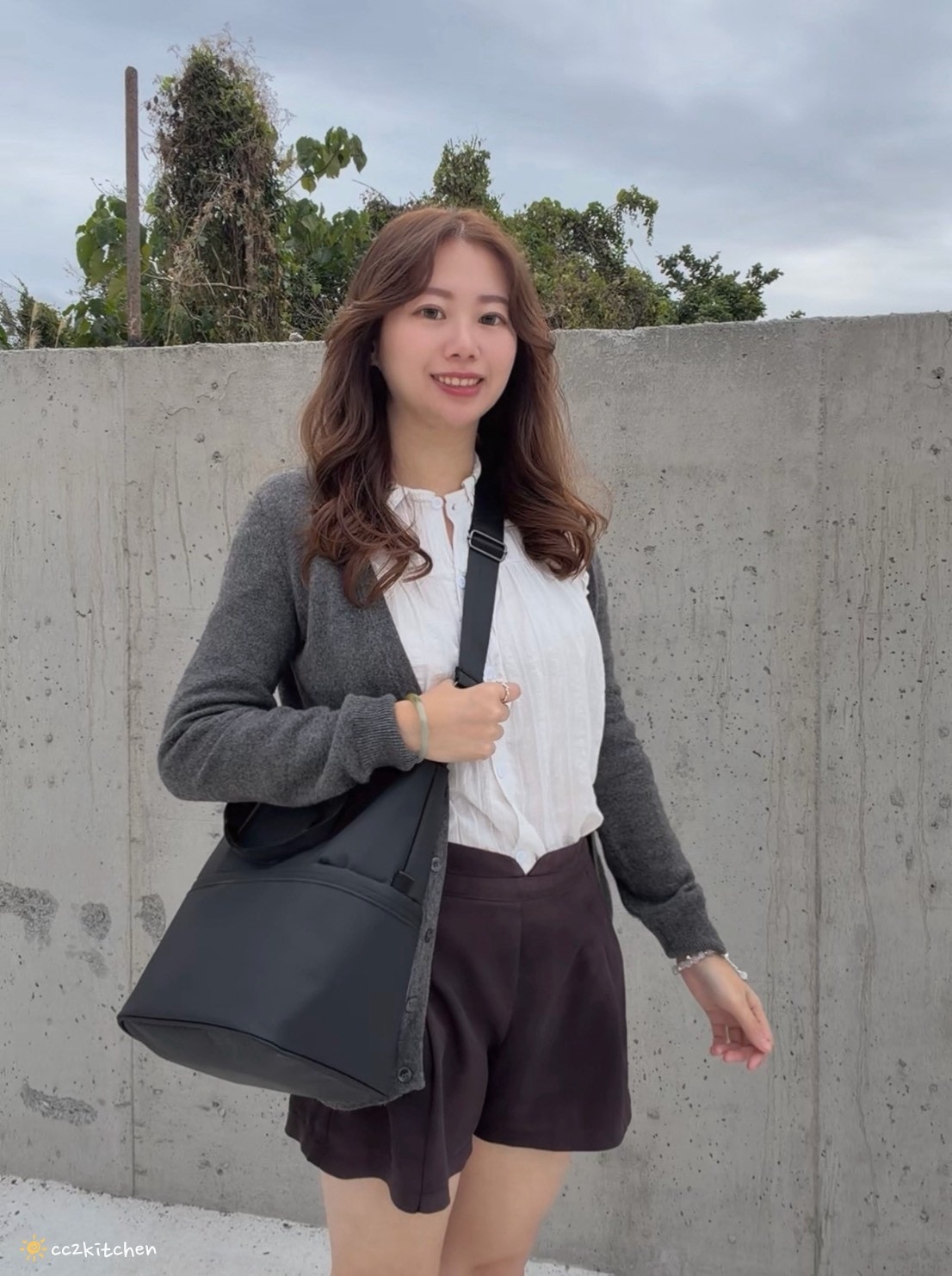 【上班族必備好物推薦】LiFE RiCH 富川創造「Loft Tote 城市隨行包」開箱！上班通勤、日常外出一包搞定～分層收納、防水保溫、帶便當不混味！