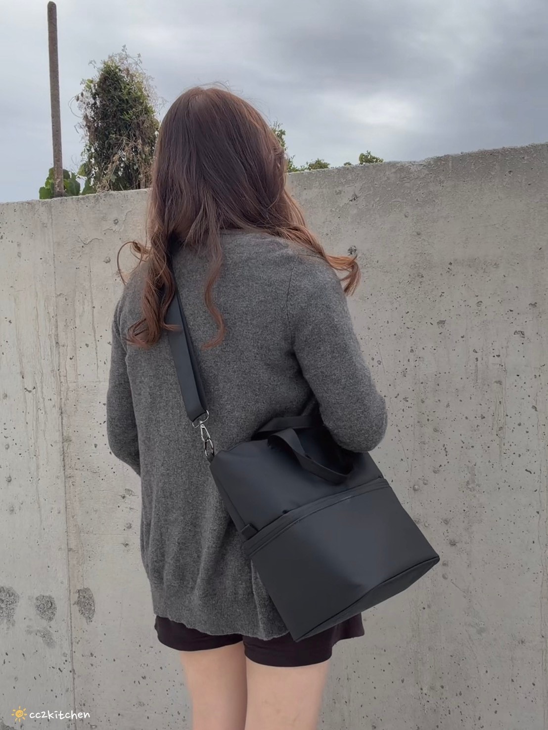 【上班族必備好物推薦】LiFE RiCH 富川創造「Loft Tote 城市隨行包」開箱！上班通勤、日常外出一包搞定～分層收納、防水保溫、帶便當不混味！
