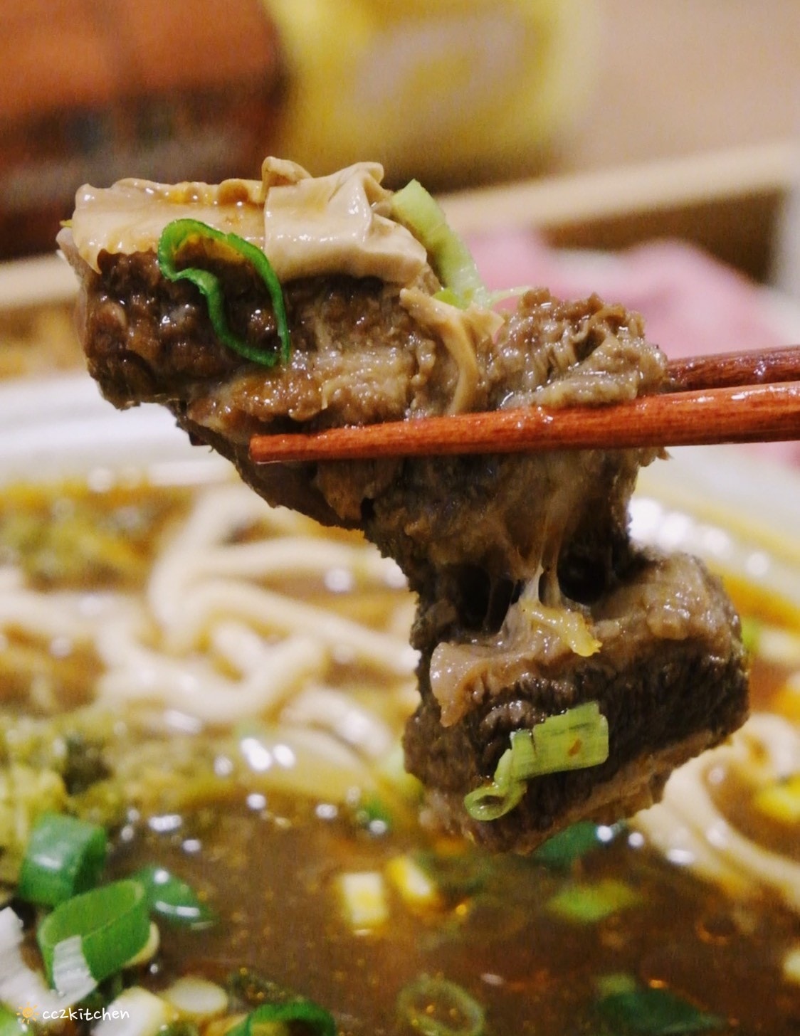 台東隱藏版牛肉麵推薦!「掌公主-預約制私宅牛肉麵」一天只接待7組客人的神秘名單美食!一人也值得專程預約的台東必吃美食。 - 第22張圖 台東隱藏版牛肉麵推薦!「掌公主-預約制私宅牛肉麵」一天只接待7組客人的神秘名單美食!一人也值得專程預約的台東必吃美食。