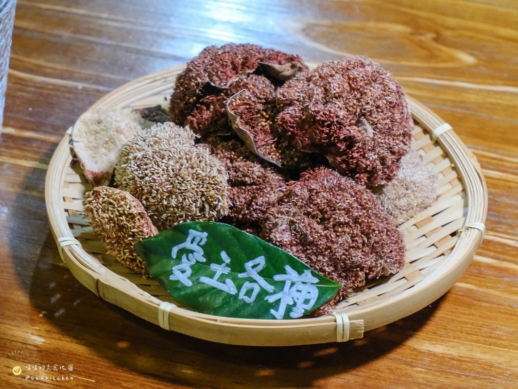 台東兩天一夜深度旅遊:「日日南島」療癒系慢旅,走進縱谷與海線的生活日常,從炙燒席烙飯糰、手搓愛玉到阿美族營火古調,感受人與土地最深的連結。 - 第46張圖 台東兩天一夜深度旅遊:「日日南島」療癒系慢旅,走進縱谷與海線的生活日常,從炙燒席烙飯糰、手搓愛玉到阿美族營火古調,感受人與土地最深的連結。