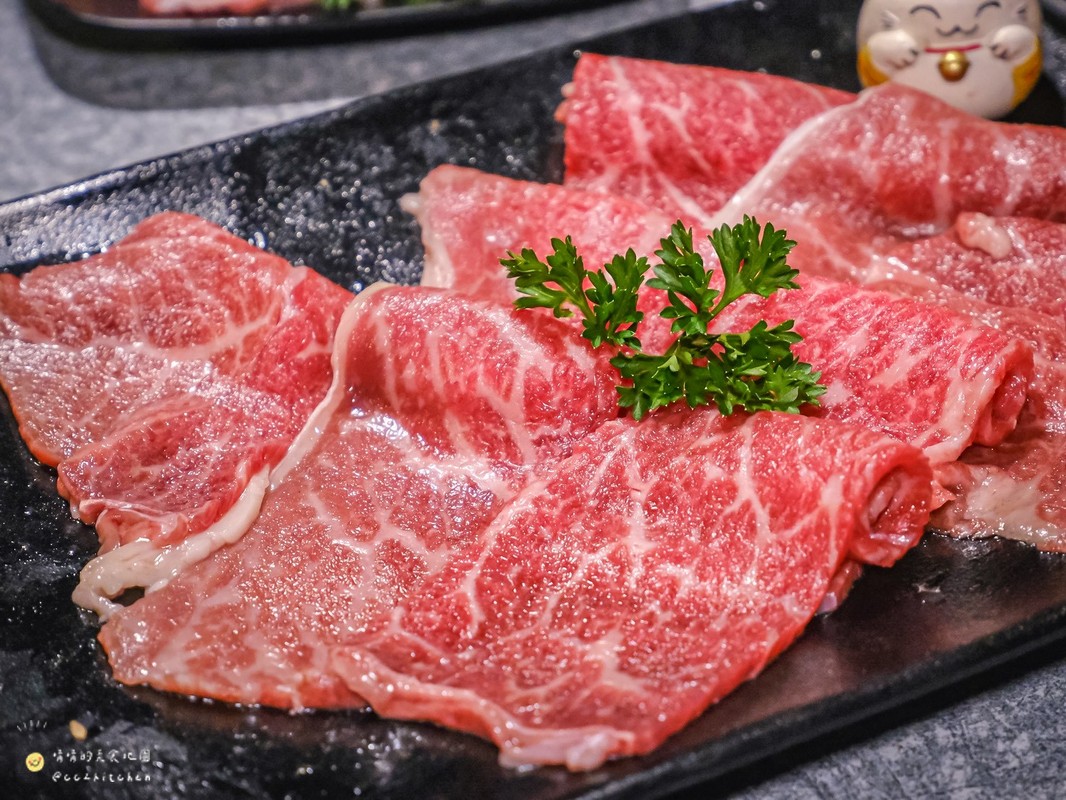 台東火烤兩吃新選擇！「樂烤和牛」688元燒肉吃到飽，超過50種品項無限供應，四國特色燒肉一次滿足～